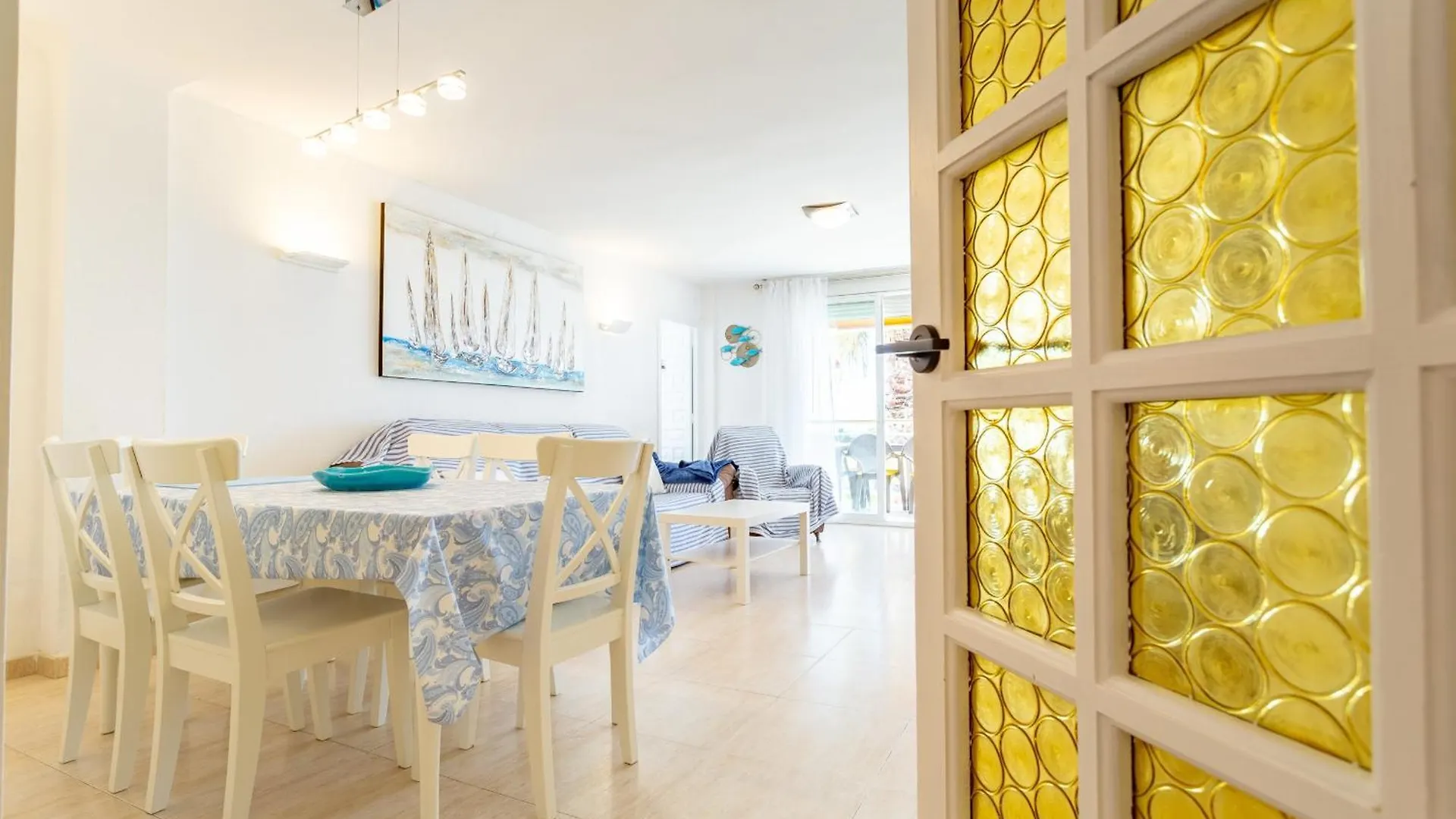 Fmp Maritim Aqua Family Lateral Sea View Apartment Salou 0*,  Spain